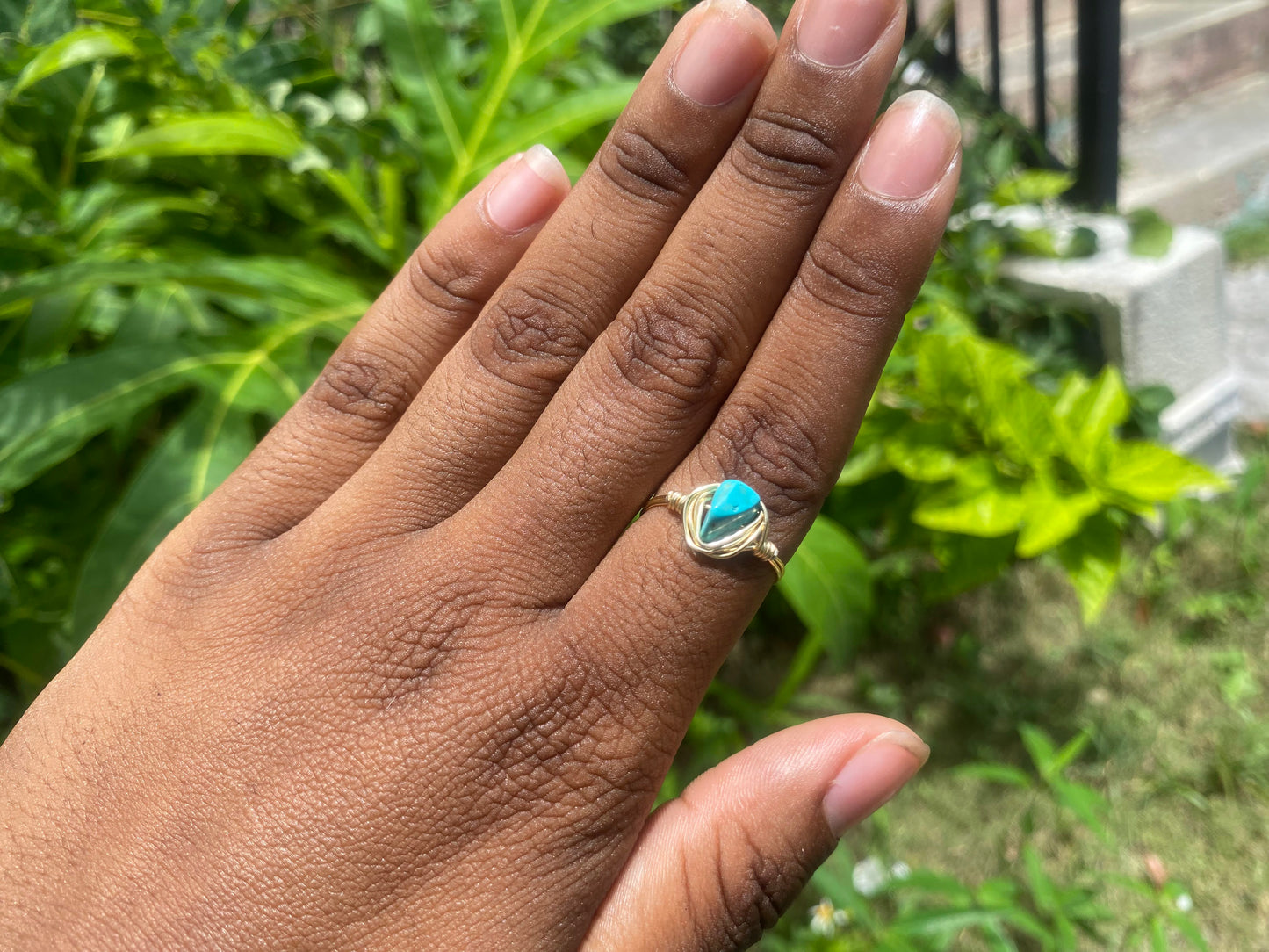 Crystal simple rings